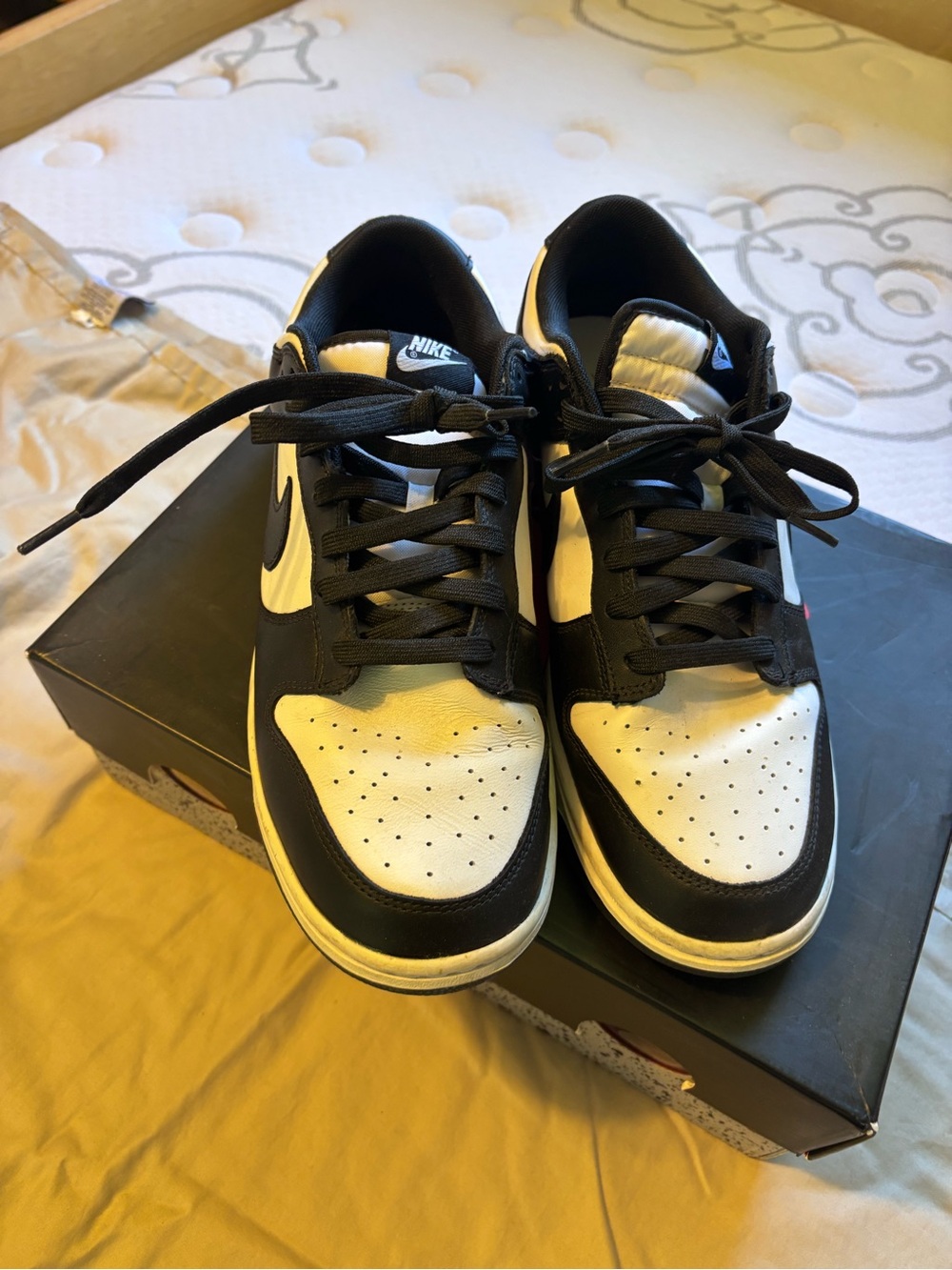 Nike Black and White Low-Top Sneakers with Black Swoosh